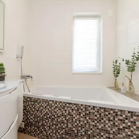 3br Premium Skyline Penthouse W Ac By Nw דירה בודפשט