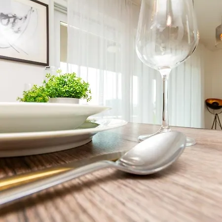 דירה 3br Premium Skyline Penthouse W Ac By Nw *