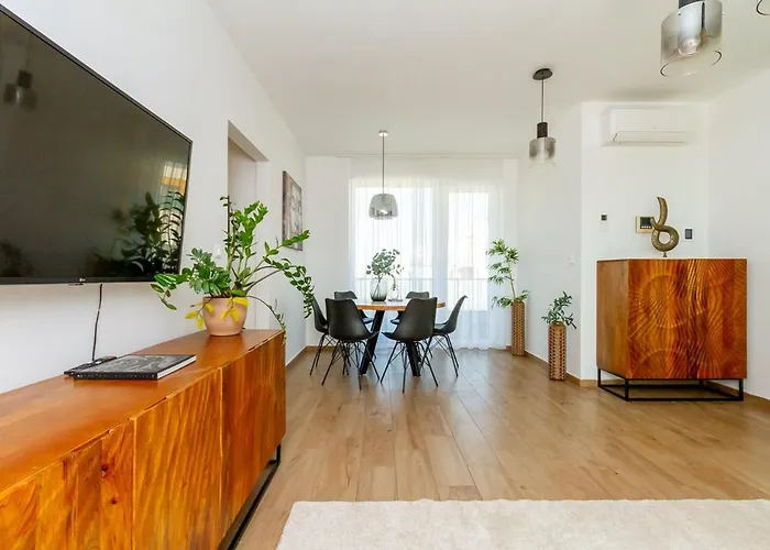 Appartamento 3br Premium Skyline Penthouse W Ac By Nw