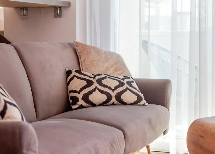 3br Premium Skyline Penthouse W Ac By Nw Budapest