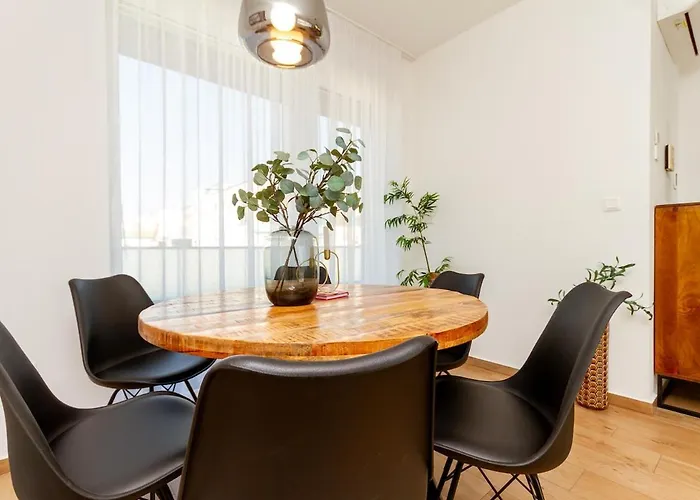 Διαμέρισμα 3br Premium Skyline Penthouse W Ac By Nw *
