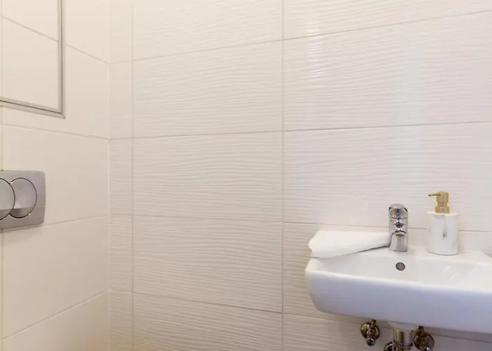3br Premium Skyline Penthouse W Ac By Nw * Budapest