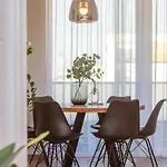 3br Premium Skyline Penthouse W Ac By Nw Apartmán *