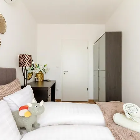 3br Premium Skyline Penthouse W Ac By Nw Budapest