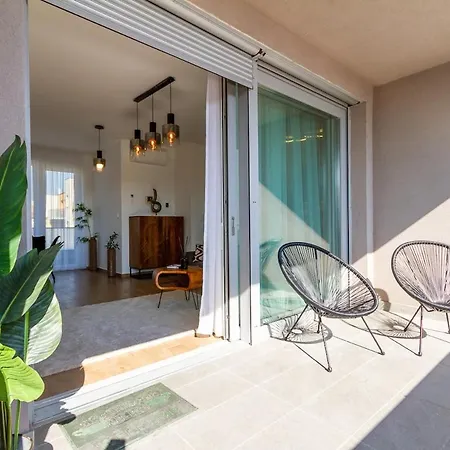 3br Premium Skyline Penthouse W Ac By Nw